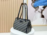 DR Shoulder bag 27x19x13.5cm - Image 4