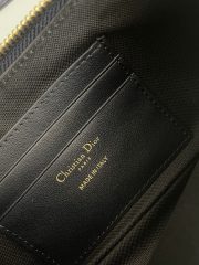DR Underarm bag 26x7x12cm - Image 9