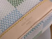 L X V Bucket Bags - Image 6