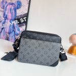 L X V Monogram Eclipse M69443 Size: 25X18.5X7cm