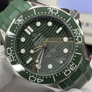 OMG  Seamaster Diver 300M  8800 Diver - Image 3