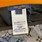 L X V Bikini - Image 9