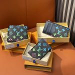 L X V CARD HOLDER/Wallets（Multiple sizes）
