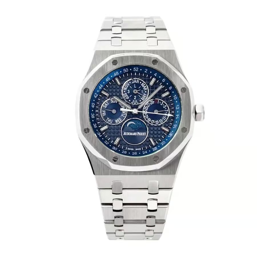 118A7D0E-9344-D3EB-4892-1CFA2D0BE830 APS Watch Silver Replica - Image 1