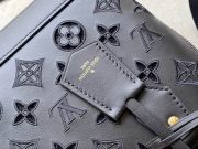 L X V Handbag 23.5x17.5x11.5cm - Image 7