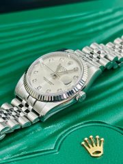 Rolxx Silver Watch Replica - Image 5