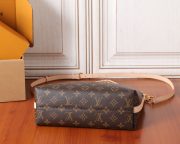 L X V MULTIPASS Shoulder bag 30x26x10cm - Image 5