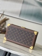L X V Watch Storage Box  Size：20.5x13.5x35cm - Image 8