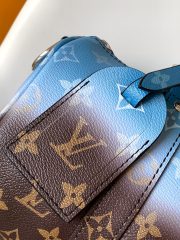 L X V Keepall Bandoulière 25 M28026 Size：25x15x11cm - Image 3