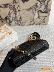 DR Shoulder bag 22x12cm - Image 3