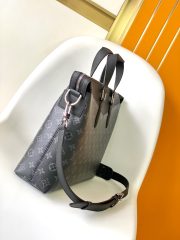L X V Eclipse Monogram M40566  Size：39*30*10cm - Image 8
