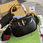 GUC Shoulder bag 21x15x7cm（Multiple colors） - Image 8
