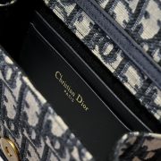DR Cross body bag 13.5x9.5x4cm - Image 8