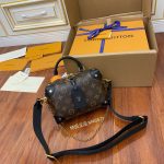 L X V Shoulder bag M45571 20x14x7.5cm