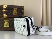 L X V  Messenger Bags Size：18.5x11x6.5cm - Image 4
