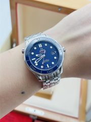 OMG Seamaster 300m Blue Replica - Image 7