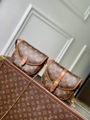 L X V Shoulder handbag 14*6*19 - Image 2