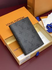 L X V Card holder/Wallets（Multiple sizes） - Image 5