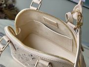 L X V Handbag 23.5x17.5x11.5cm - Image 16