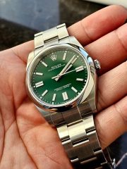 Rolxx Oyster Perpetual Green Replica - Image 7
