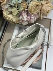 DR Shoulder bag 27x8x18cm - Image 6