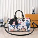 L X V SPEEDY SOFT 30 Size：30x21x17cm