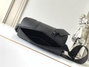 L X V City keepall M59255 27x17x13cm - Image 10