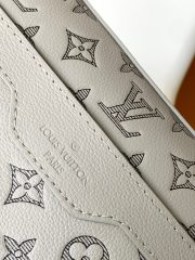 L X V M46603  Size:25*18.5*7CM - Image 4