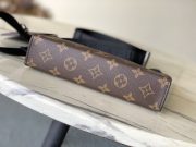 L X V Messenger Bags/Shoulder bag 22x14.5x4.5cm - Image 4