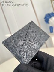 L X V CARD HOLDER - Image 3