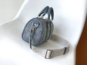 L X V Keepall Bandoulière 25 M22762 Size:25x15x11cm - Image 3