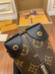 L X V Shoulder bag M45571 20x14x7.5cm - Image 3