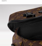 L X V  Messenger Bags - Image 4