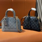 L X V Bag 23.5x17.5x11.5cm
