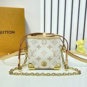 L X V Bucket Bags 11.5x11.5x11.5cm（Multiple colors） - Image 5