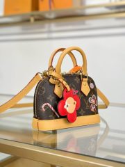 L X V Bag - Image 4