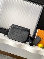 L X V Monogram Eclipse M69443 Size: 25X18.5X7cm - Image 10