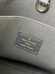 L X V Handbag M22311 24.5x19x10.5cm - Image 9