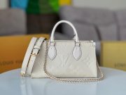 L X V ONTHEGO EAST WEST Bag M23641 25x13x10cm（Multiple colors） - Image 3