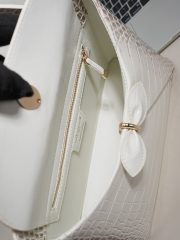 DR Handbag 28x10x22cm - Image 9