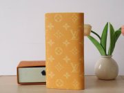 L X V Wallets - Image 3