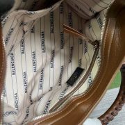 GUC handbag - Image 9