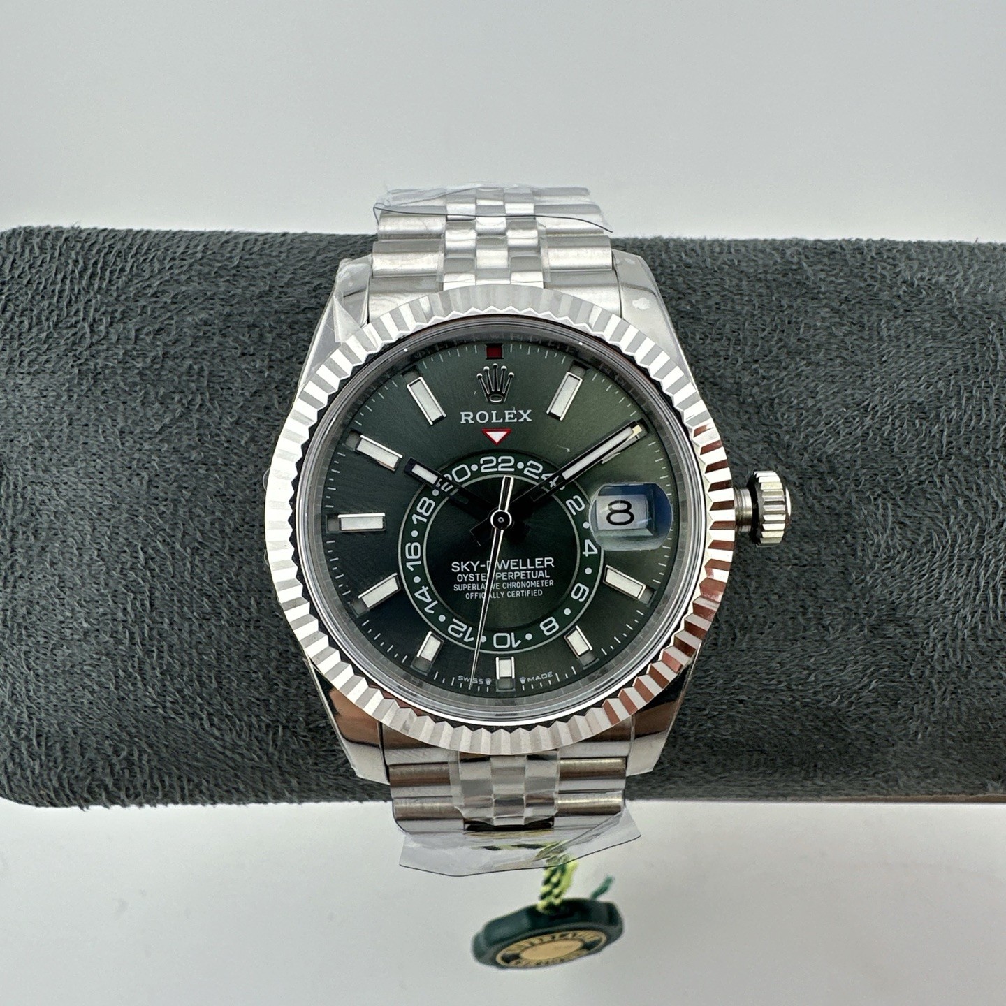 4C778826-BE79-F35D-78D5-086CFC9D5FF6 Rolxx Sky-Dweller - Image 1