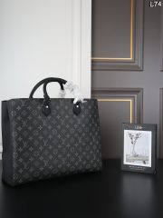 L X V Briefcase Size: 42x33cm - Image 6