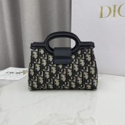DR Handbag 18.5x13x8.5cm - Image 4