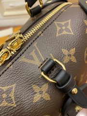L X V Shoulder bag M45571 20x14x7.5cm - Image 8