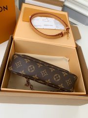 L X V WALLET ON CHAIN IVY size：23.5*12*4.3cm（Multiple colors） - Image 5