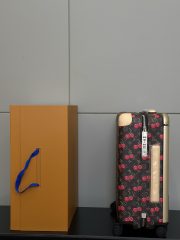 L X V Suitcase Size:55x38x21cm - Image 8
