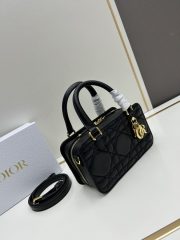 DR Handbag 20x12x8cm（Multiple colors） - Image 5