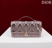 DR Shoulder bag 21x11.5x4.5cm（Multiple colors）